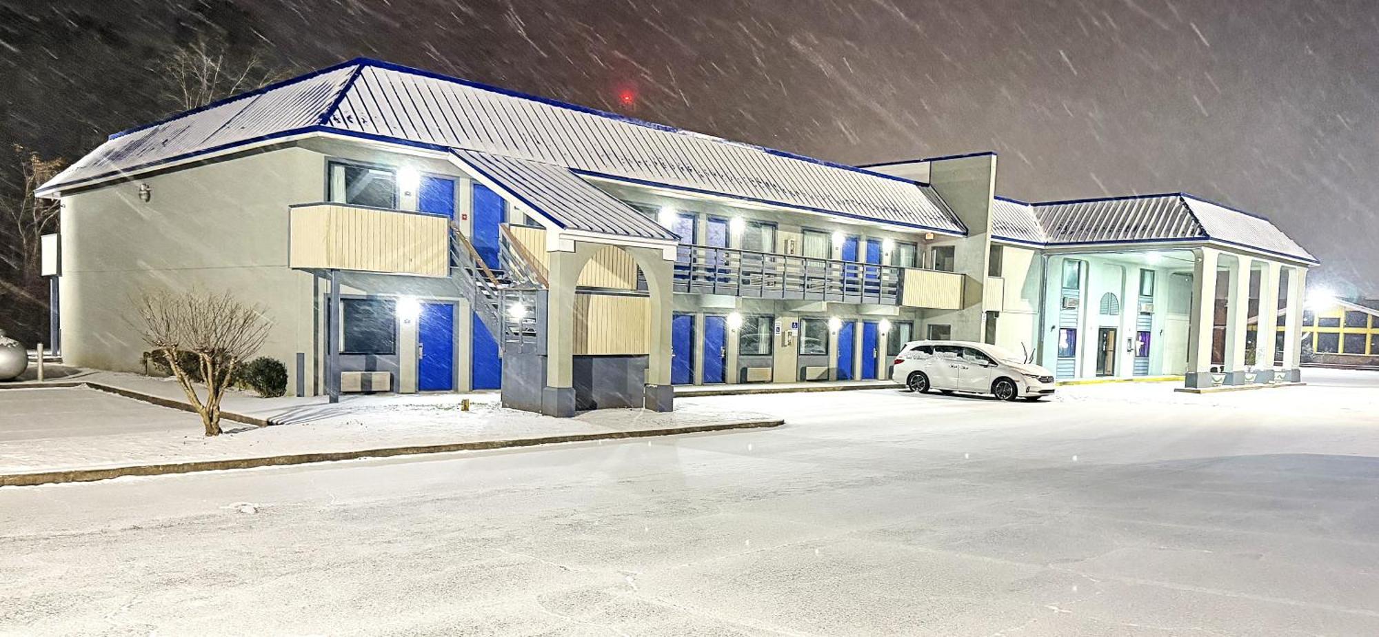 โรดเวย์ อินน์ แอนด์ สวีท Plymouth ภายนอก รูปภาพ